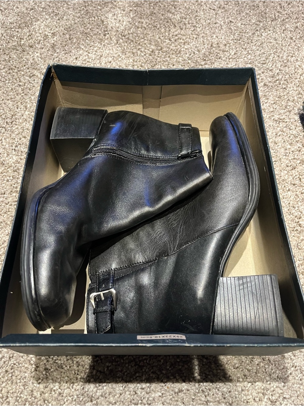 White Mountain Black Leather Women's Heeled Ankle Boots